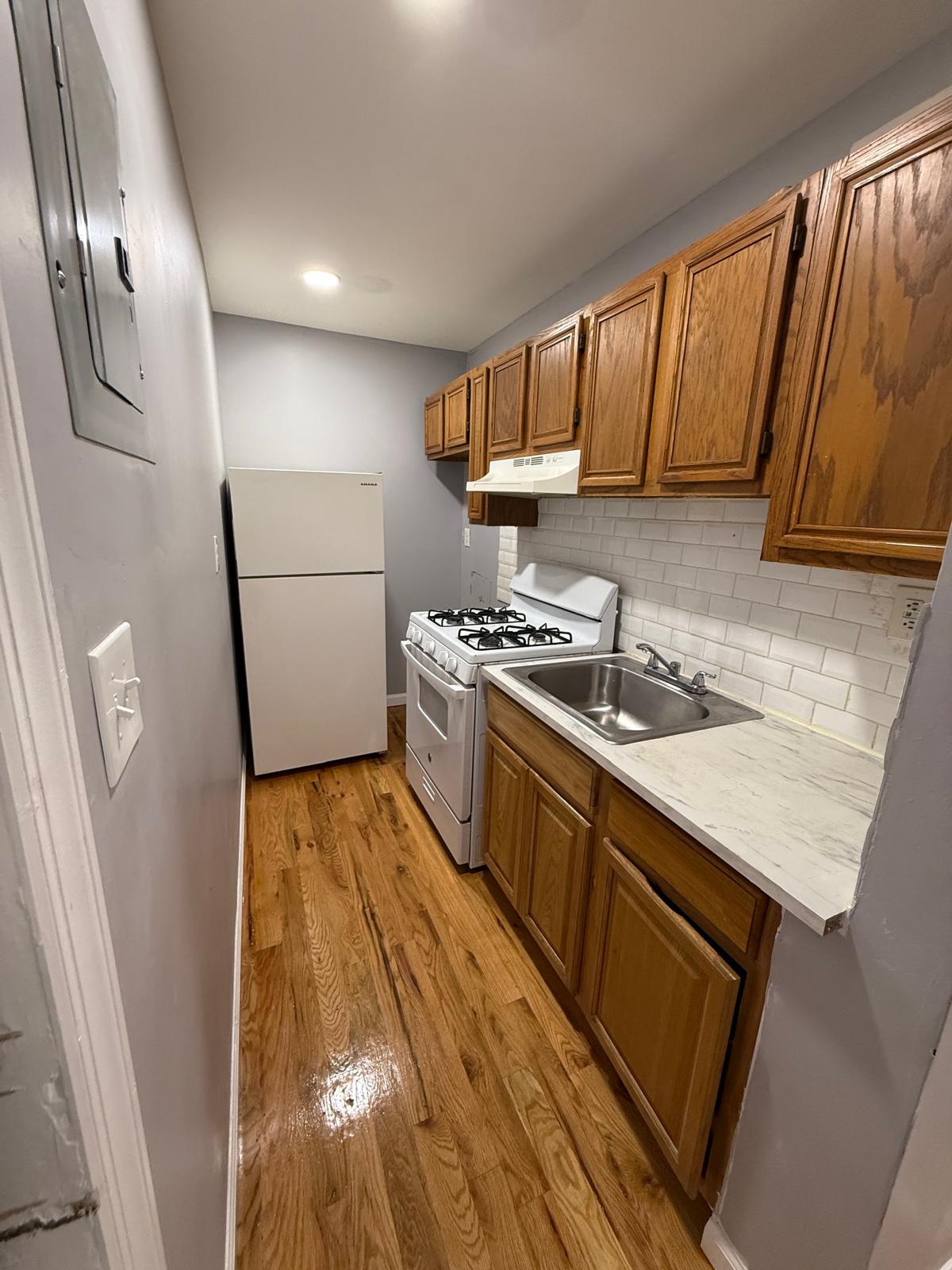 311-323 Clinton Avenue - 303